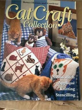 Better Homes and Gardens CatCraft Collection - Orange Cat Craft Book